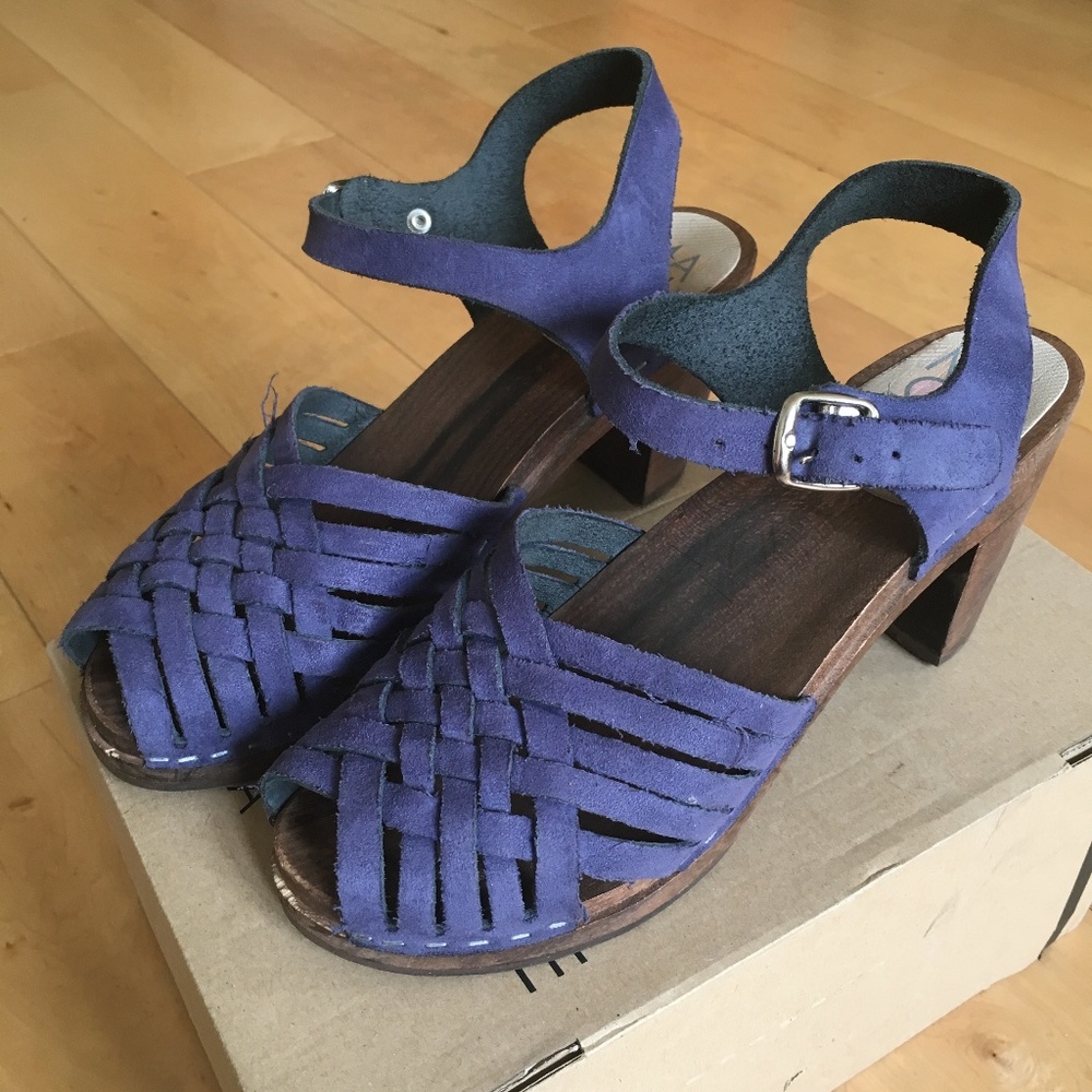 Maguba Barcelona Suede Criss-cross clogs mid-heel